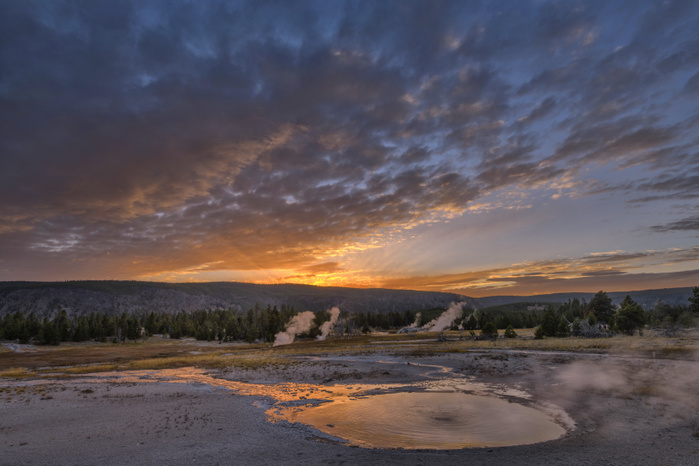 Wyoming Sunset Spring, North America, American, USA, Rocky Mountains, West, Yellowstone  National Park, UNESCO, World Heritage, Upper Geyser Basin . Photo by: Christian Heeb