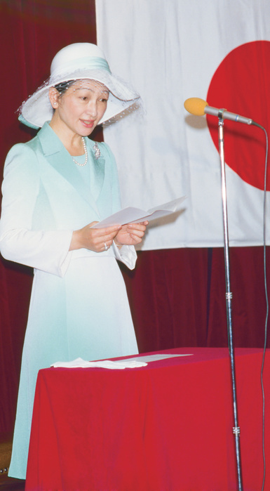At the 50th anniversary ceremony of her hometown Yamatogo Kindergarten. June 1979