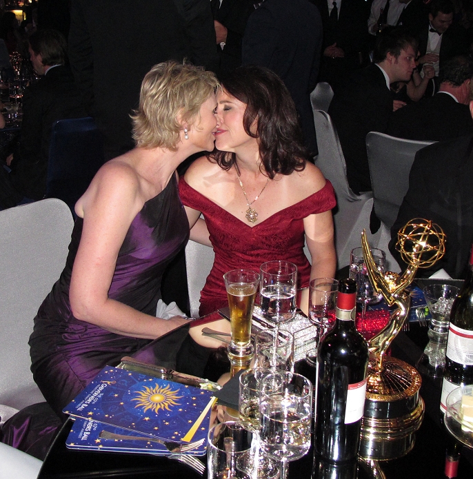 Jane Lynch and Lara Embry, Aug 29, 2010 : Jane Lynch ans wife Lara Embry. Primetime Emmy Awards. 2010 Emmy Governors Ball Party. Starry, Starry Night. Convention Center. Downtown, CA, USA. Sunday, August 29, 2010.