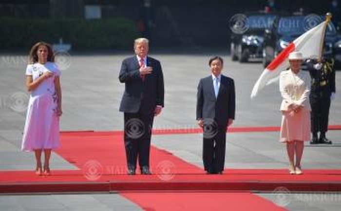 Their Majesties the Emperor and Empress at the welcoming ceremony for U.S. President Trump Their Majesties the Emperor and Empress at the welcoming ceremony for U.S. President Trump at the East Garden of the Imperial Palace on May 27, 2019.