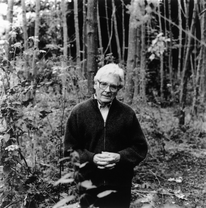 James Lovelock  1993  Professor James Lovelock  b.1919 , British ecologist and author of the  Gaia Hypothesis . Lovelock s proposition is that the biosphere is a self regulating system, in many respects similar to an organism, but on a global scale. Photographed in 1993.