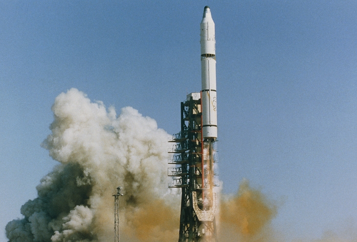 Launch of a Long March 2C (LM-2C or CZ-2C) rocket from the Jiuquan Space Centre, China, on 19 August 1983. The brown streak on the side of the rocket is dinitrogen tetroxide, used as an oxidiser in both of the rocket's stages. The payload on this flight was a FSW-1 photographic imaging satellite. This, with its film cannisters, was recovered after re-entry five days later. Although officially described as an Earth observation satellite, it is thought that the FSW-1 was used for reconnaissance purposes. Later FSW-1 flights included microgravity experiments for commercial customers.