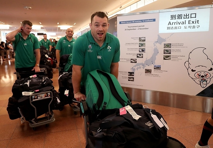 Rugby Union WM 2019 in Japan Nationalteam Irland Ankunft in Tokio Ireland Rugby Team Arrive In Japa Rugby Union WM 2019 in Japan, Nationalteam Irland Ankunft in Tokio Ireland Rugby Team Arrive In Japan Ahead Of The Rugby World Cup, Haneda Airport, Tokyo, Japan 12 9 2019 Cian Healy arrives Cian Healy arrives 12 9 2019 