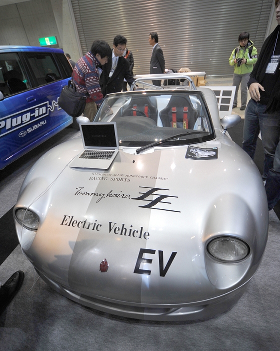 EV Drive System Technology Expo One of the largest exhibition in Asia January 19, 2011, Tokyo, Japan    Tommy Kaira ZZ,  a small two seater sports car with the fiber glass body and electric motors is The second annual fair, the biggest of its kind in Asia, showcased cutting edge technologies. The second annual fair, the biggest of its kind in Asia, showcased cutting edge technologies for electric vehicle and hybrid electric vehicle applications. The exhibitors displayed variety of backbone technologies including motors, inverters and rechargeable.  Photo by Natsuki Sakai AFLO   3615   mis 