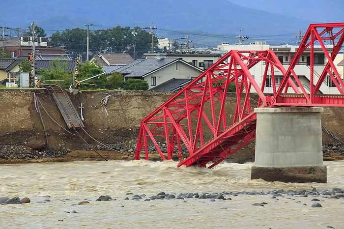 Typhoon Hagibis aftermath A railroad bridge over the Chikuma River is destroyed in Ueda, Nagano Prefecture, central Japan, on October 14, 2019, after the river overflowed due to Typhoon Hagibis.  Photo by Mitsushi Okada AFLO 