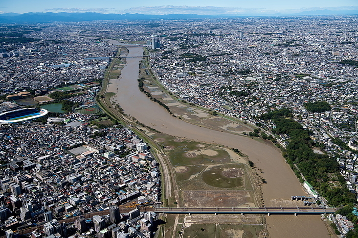 Typhoon Hagibis aftermath in Japan The Tama River is swollen after the heavy rain due to Typhoon Hagibis in Tokyo and Kanagawa area, Japan on October 13, 2019.  Photo by Tohan Aerialphotographic Service AFLO 