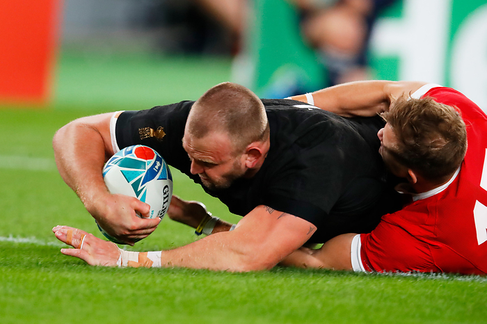 2019 Rugby World Cup 3rd Place Match  L to R   Joe Moody  NZL ,  Hallam Amos  WAL ,  NOVEMBER 1, 2019   Rugby :  2019 Rugby World Cup  3rd place match  between New Zealand 40 17 Wales  at Tokyo Stadium in Tokyo, Japan.   Photo by Naoki Morita AFLO SPORT 