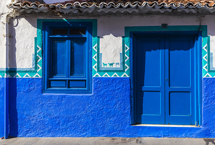 Spain Spain,Canary Islands,Tenerife,Valle de La Orotava,Puerto de La Cruz,colourful houses in the old town, Photo by Filippo Manaigo