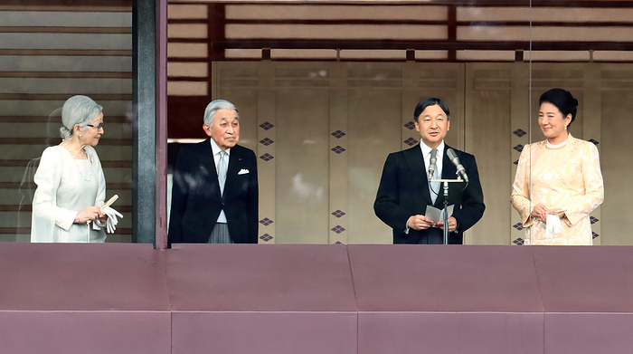 Emperor Naruhito and Imperial family members appear for New Year s greetings January 2, 2020, Tokyo, Japan   Japanese Emperor Naruhito  2nd R  delivers a speech while Empress Masako  R , former Emperor Akihito and former Empress Michiko look on for the New Year s greetings at the Imperial Palace in Tokyo on Thursday, January 2, 2020. 68,000 people visited the Imperial Palace on the day to congratulate the Imperial family for the New Year.     Photo by Yoshio Tsunoda AFLO 