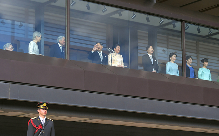 New Year s General Meeting at the Imperial Palace in 2020 Their Majesties the Emperor and Empress and members of the Imperial Family stand on the veranda of the Palace during the New Year s General Meeting of the Imperial Family, in the East Garden of the Palace, January 2, 2020.