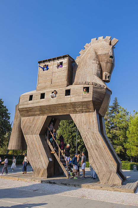 Trojan ruins Trojan horse