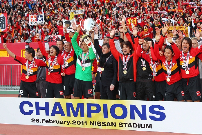 Xerox Super Cup 2011 . Nagoya Wins the Xerox Super Cup by Winning the Penalty Shootout Nagoya Grampus Team Group  Grampus , FEBRUARY 26, 2011   Football : FUJI XEROX Super Cup 2011 match between Nagoya Grampus 1  PK 3 1  1 Kashima Antlers at NISSAN Stadium, Kanagawa, Japan.  Photo by AFLO SPORT   1045 .