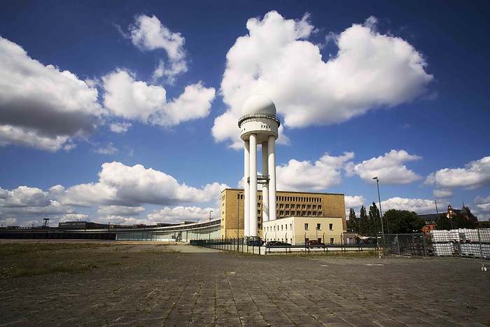 Air control tower at Berlin s Tempelhof Airport Air control tower at Berlin s Tempelhof Airport, Germany.