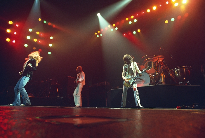 Led Zeppelin  1977  Live Led zeppelin, 1977 : Led Zeppelin performing. Madison Square Garden, New York, USA.