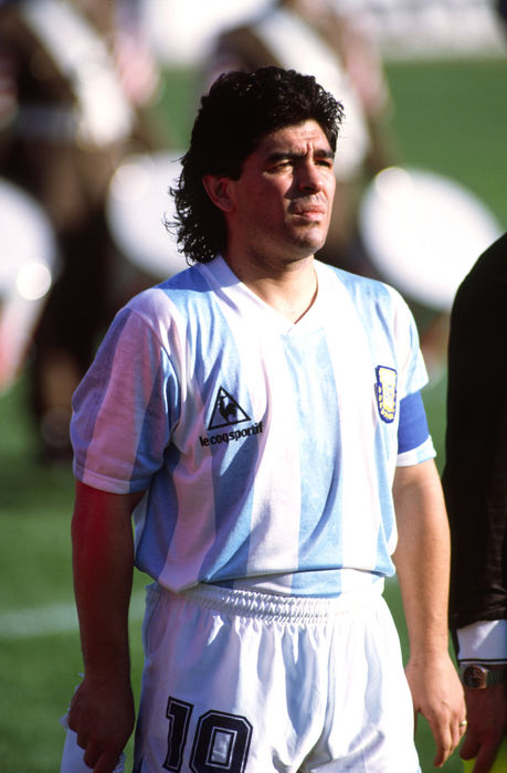 Diego Maradona (ARG), 
DECEMBER 21, 1989 - Football : 
Diego Maradona of Argentina before the International friendly match between Italy 0-0 Argentina at Stadio Sant'Elia in Cagliari, Italy.
(Photo by Enrico Calderoni/AFLO SPORT) [0391]