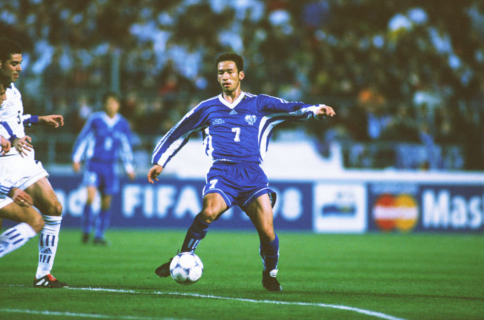 Hidetoshi Nakata (World All Stars), Hidetoshi Nakata
DECEMBER 4, 1997 - Football : Hidetoshi Nakata
Hidetoshi Nakata #7 of World All Stars in action during the exhibition match between World All Stars 5-2 Europe All Stars before the FIFA World Cup FRANCE 1998 draw at Stade Velodrome in Marseille, France.
(Photo by Enrico Calderoni/AFLO SPORT) [0391].