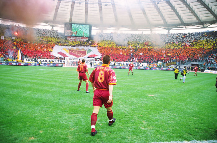 Hidetoshi Nakata (Roma), Hidetoshi Nakata
MARCH 25, 2000 - Football :.
Hidetoshi Nakata of AS Roma enters the pitch before the Italian 