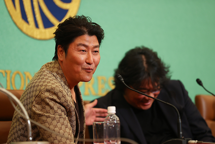 Pon Joon ho, director of  Parasite,  and others visit Japan for a press conference.  L R  Actor Song Gang ho and director Pon Joon ho attend a press conference in Japan for the Korean film  Parasite: A Family in the Half Land  which won Best Picture at the 92nd Academy Awards, February 23, 2020.  Photo by Pasya AFLO 