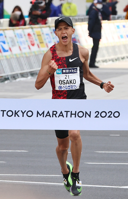 Ethiopia s Birhanu Legese wins the Tokyo marathon while Japan s Suguru Osako finishes the fourth with the new national record March 1, 2020, Tokyo, Japan   Japan s Suguru Osako crosses the finish line of the Tokyo Marathon as he finishes the fourth and sets the new national record in Tokyo on Sunday, March 1, 2020. Ethiopia s Birhanu Legese won the race with a time of 2 hours 4 minutes 15 seconds and Osako finished the fourth with a time of 2 hours 5 minutes 29 seconds.    Photo by Yoshio Tsunoda AFLO 