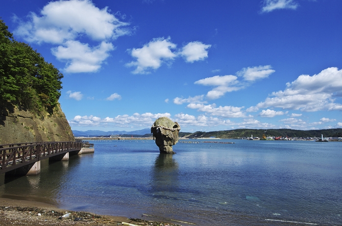Hokkaido: Kamome Island and Bottle Boy Rock