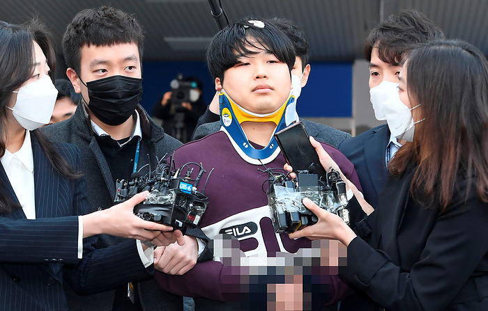 Head of an online sexual blackmail ring Cho Ju Bin is transferred to the prosecution for investigation in Seoul Cho Ju Bin, Mar 25, 2020 : Head of an online sexual blackmail ring called  Nth room , Cho Ju Bin  24  leaves Jongno police station to be transferred to the prosecution for further investigation in Seoul, South Korea. According to local media, Cho is suspected of blackmailing dozens of victims into performing violent sex acts and selling the videos in mobile chat rooms on messaging services, such as Telegram and Discord. About 74 people, including 16 underage girls, are known to have been exploited in the case, known as the  Nth room case  in which the key suspect Cho allegedly lured victims into taking photos and later coerced them into performing more gruesome sex acts. About 260,000 people are known to have joined the mobile chat rooms. The police sent the case to the prosecution on charges including violation of the act on the protection of children and youth against sex offenses. IMAGE DIGITALLY ALTERED AT SOURCE. QUALITY FROM SOURCE  Mandatory Credit: POOL AFLO   SOUTH KOREA 