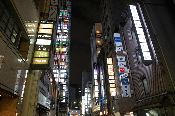 Tokyo under state of emergency over coronavirus Ginza area is quieter than usual in Tokyo, Japan on May 7, 2020, amid the state of emergency due to the spread of the novel coronavirus.  Photo by AFLO 