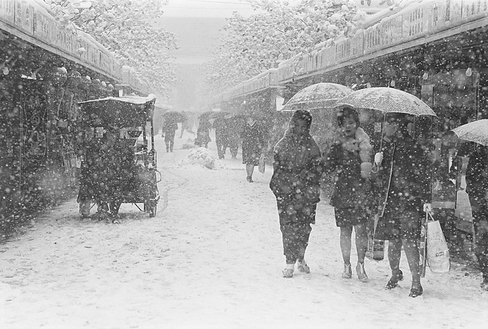 Asakusa Nakamise in the snow, Tokyo  March 1969  Asakusa Nakamise in the snow, Tokyo
