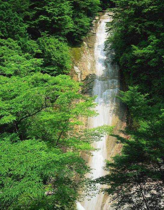 Ehime Prefecture Namekoko Gorge, Yukirino-Taki Waterfall