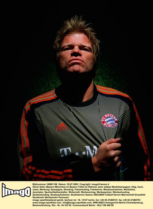 Oliver Kahn (Bayern), 
JULY 30, 2003 - Football : Football player Oliver Kahn wears his Bayern Munchen, #1 shirt on July 30, 2003. 
(C)AFLO FOTO AGENCY (894)