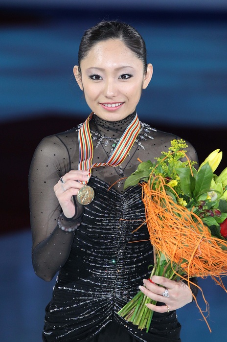 World Figure Women s Podium Ceremony Ando wins for the first time in 4 years Miki Ando  JPN  APRIL 30, 2011   Figure Skating :. ISU World Figure Skating Championships 2011 Women s Free Skating at Ice Palace Megasport, Moscow, Russia.  Photo by YUTAKA AFLO SPORT   1040 .
