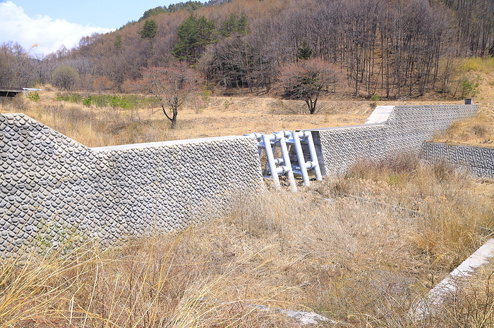 Transmissive erosion control weir in Fujisawa River, Ina City, Nagano Prefecture