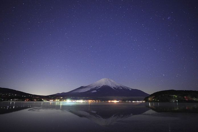 Fuji and starry sky from Yamanakako, Yamanashi