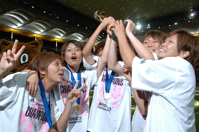 2011 FIFA Women s World Cup Awards Ceremony Nadeshiko Japan s first victory Japan team group  JPN , JULY 17, 2011   Football : Japan team group with message T shirt celebrates with the trophy after winning the FIFA Women s World Cup Germany 2011 Final match between Japan 2 3 1 2 United States at Commerzbank Arena in Frankfurt, Germany.  Photo by aicfoto AFLO 
