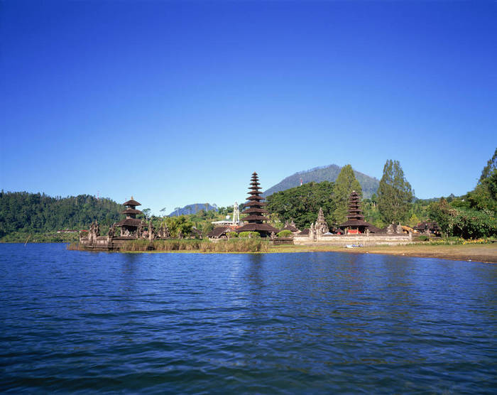 Indonesia Ulun Danu Pratan Temple