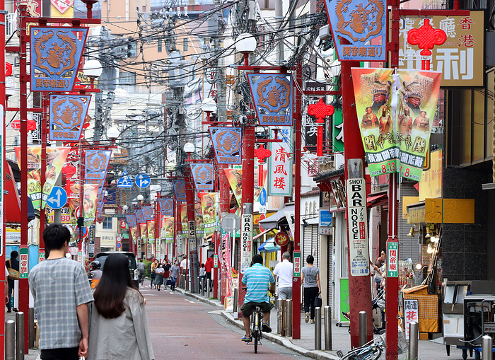 Pople stroll China town in Yokohama July 16, 2020, Yokohama, Japan   People stroll at Japan s largest China town in Yokohama, suburban Tokyo on Thursday, July 16, 2020. Japandese government will start a travel campaign except Tokyo  Go To Campaign  from July 22 amid outbreak of the new coronavirus.      Photo by Yoshio Tsunoda AFLO 