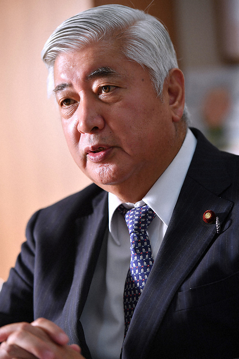 Interview with former Defense Minister Gen Nakatani on the situation in North Korea 6  Former Defense Minister Gen Nakatani speaks about the situation in North Korea at the Second House of Representatives, April 12, 2017, 3:09 p.m. Photo by Toshiki Miyama