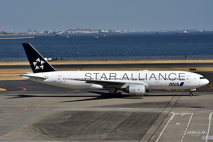 ANA Boeing 777 200 STAR ALLIANCE ANA All Nippon Airways Boeing 777 200 Star Alliance colors