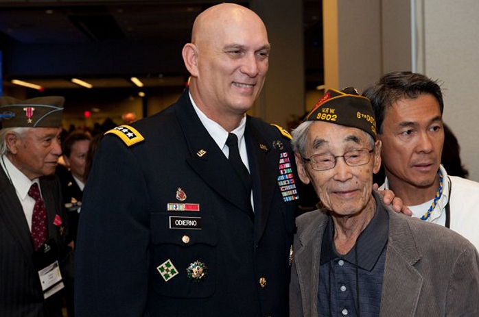 Highest Medal of Honor for U.S. Gen. II Corps United States Congressional Gold Medal  Image courtesy of the U.S. Army  U.S. Army Chief of Staff Gen. Raymond T. Odierno stands next to a Nisei Veteran at the WWII Nisei Veterans Program National Veterans Network tribute to the 100th Infantry Battalion, 442nd Regimental Combat Team and Military Intelligence Service on Nov. 1, 2011 in Washington, D.C.  U.S. Army photo by Staff Sgt. Teddy Wade AFLO   0006 