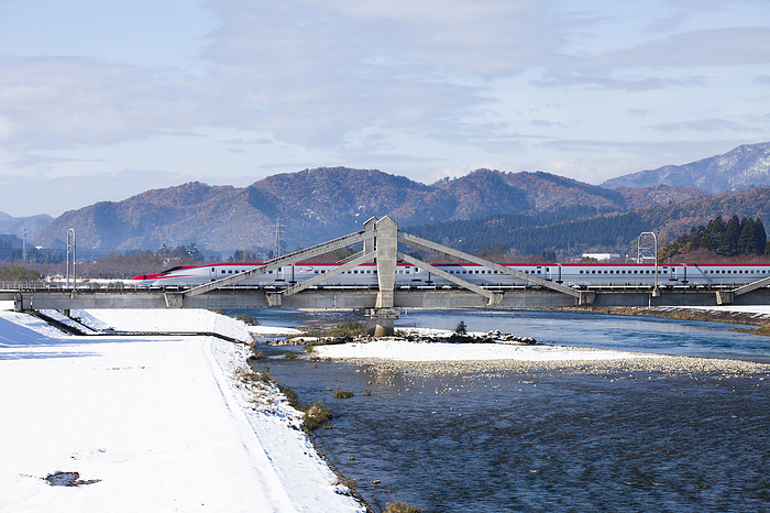 Daisen City, Akita Prefecture Snow, Tamagawa River and Akita Shinkansen Komachi Kakunodate Station   Uguisuno Station