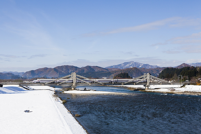 Daisen City, Akita Prefecture Snow, Tamagawa River and Akita Shinkansen Komachi Kakunodate Station   Uguisuno Station