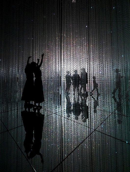 TeamLab Borderless 2020.09.12   Visitors interact with the creations at the digital art museum TeamLab Borderless in the Odaiba area in Tokyo, Japan   Photo by Ivo Gonzalez Aflo