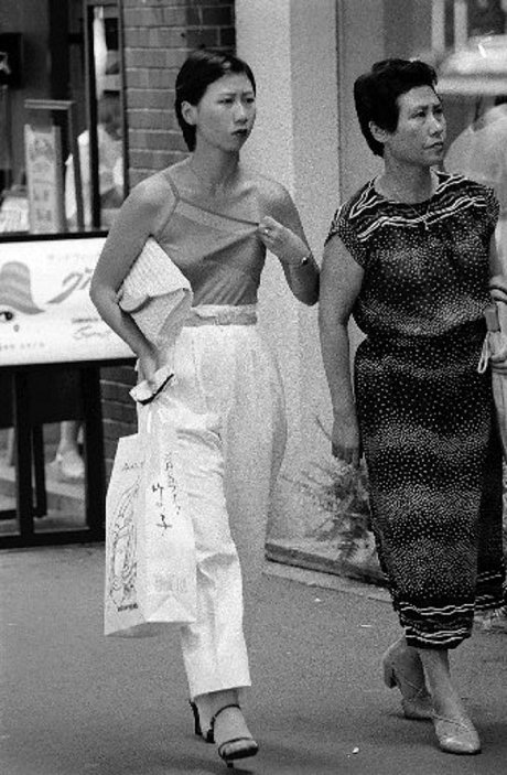 Harajuku Culture  Aug. 30, 1978  Street fashion in Omotesando, Harajuku, Tokyo. One shoulder tank top.  August 30, 1978 