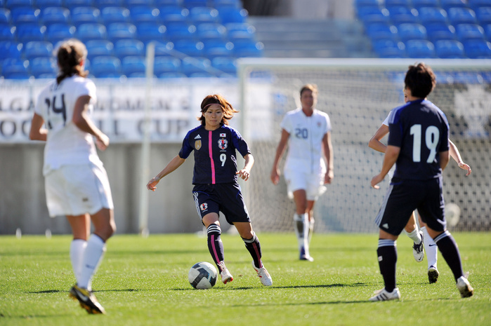 Algarve Cup Nahomi Kawasumi  JPN , MARCH 5, 2012   Football   Soccer : The Algarve Women s Football Cup 2012, match between Japan 1 0 United States at Estadio The Algarve Women s Football Cup 2012, match between Japan 1 0 United States at Estadio Algarve in Faro, Portugal.   Photo by AFLO SPORT   1035 .