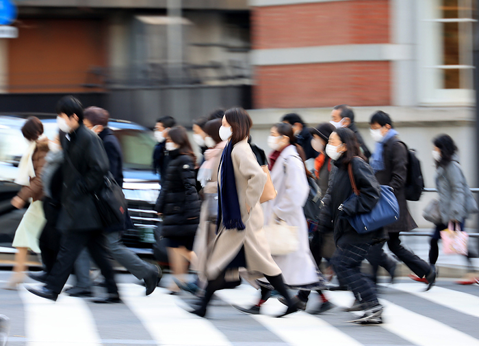 Commuters walk to their offices amid outbreak of the new coronavirus January 7, 2021, Tokyo, Japan   Commuters walk to their offices from the Tokyo station amid outbreak of the new coronavirus on Thursday, January 7, 2021. 1,591 people were infected with the new coronavirus, Tokyo Metropolitan Government announced on January 6 while topping 6,000 cases for Japan s daily high coronavirus infections.        Photo by Yoshio Tsunoda AFLO 