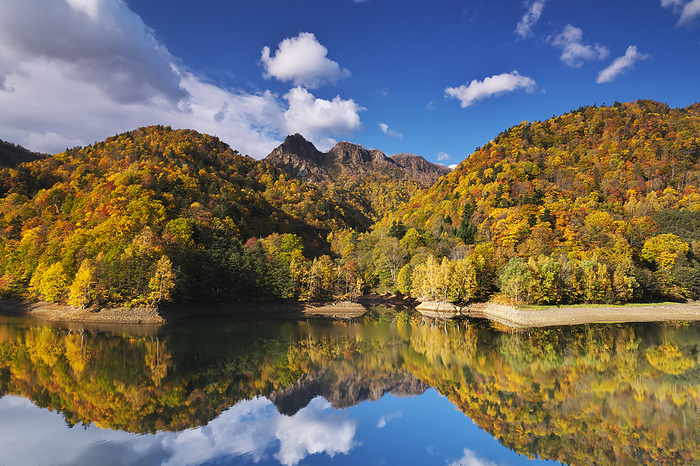 Autumn at Lake Sapporo and Mount Jozankei Tengu, Hokkaido