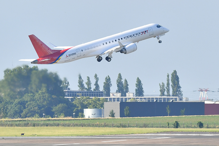 Mitsubishi SpaceJet, renamed from MRJ, on display at the Paris Air Show Mitsubishi SpaceJet  formerly known as MRJ  takes off from Le Bourget Airport after exhibiting at the Paris Air Show on June 18, 2019. PHOTO: Tadayuki YOSHIKAWA Aviation Wire