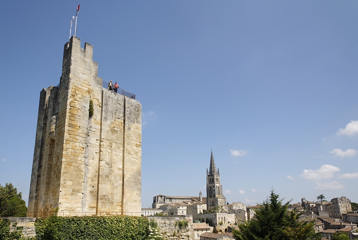 Saint Emilion, France France, Departement Gironde, St Emilion  UNESCO World Heritage ,  Chateau du Roi   the king s tower 