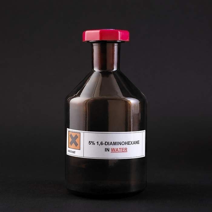 Bottle of 1,6 diaminohexane solution A bottle of Hexane 1,6 diamine, also known as 1,6 diaminohexane, dissolved in water. This is a diamine, with a six carbon chain terminated at each end by an amine functional group. Its chemical formula is H2N CH2 6NH2. It is used almost exclusively in the manufacture of polymers, particularly nylons.