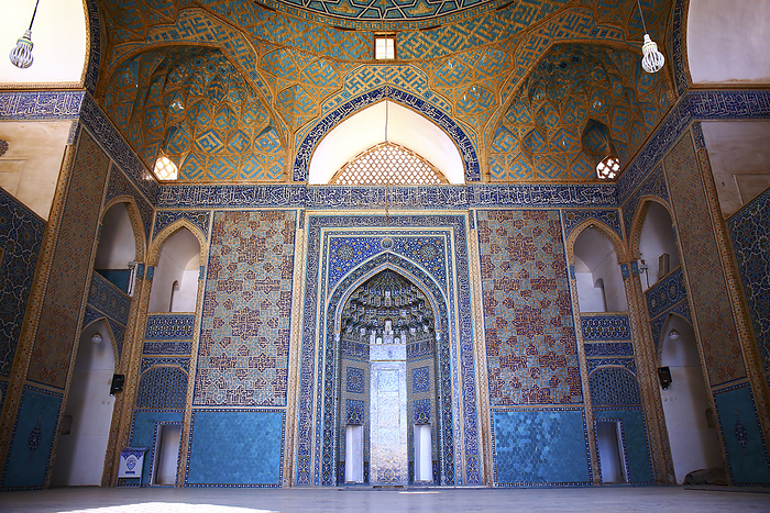 Jameh Mosque, Yazd, Ir n Interior of Jameh Mosque, Yazd, Iran