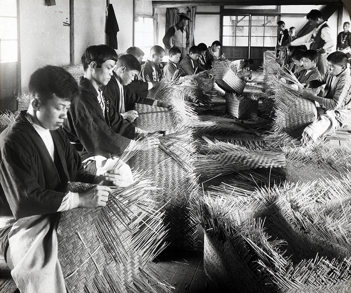 Bamboo basket production  1904  Men at work at a bamboo basket factory in Yoshiwara, Shizuoka Prefecture, in 1904  Meiji 37 . On November 1, 1966  Showa 41 , Yoshiwara was merged with the city of Fuji.